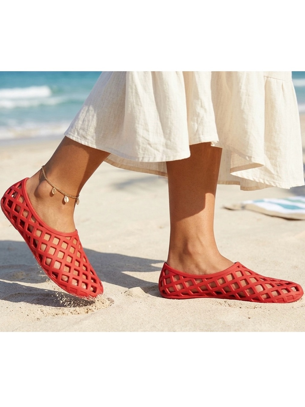 Nicole Miller jelly matte waterproof lightweight red sandals women’s Size 9